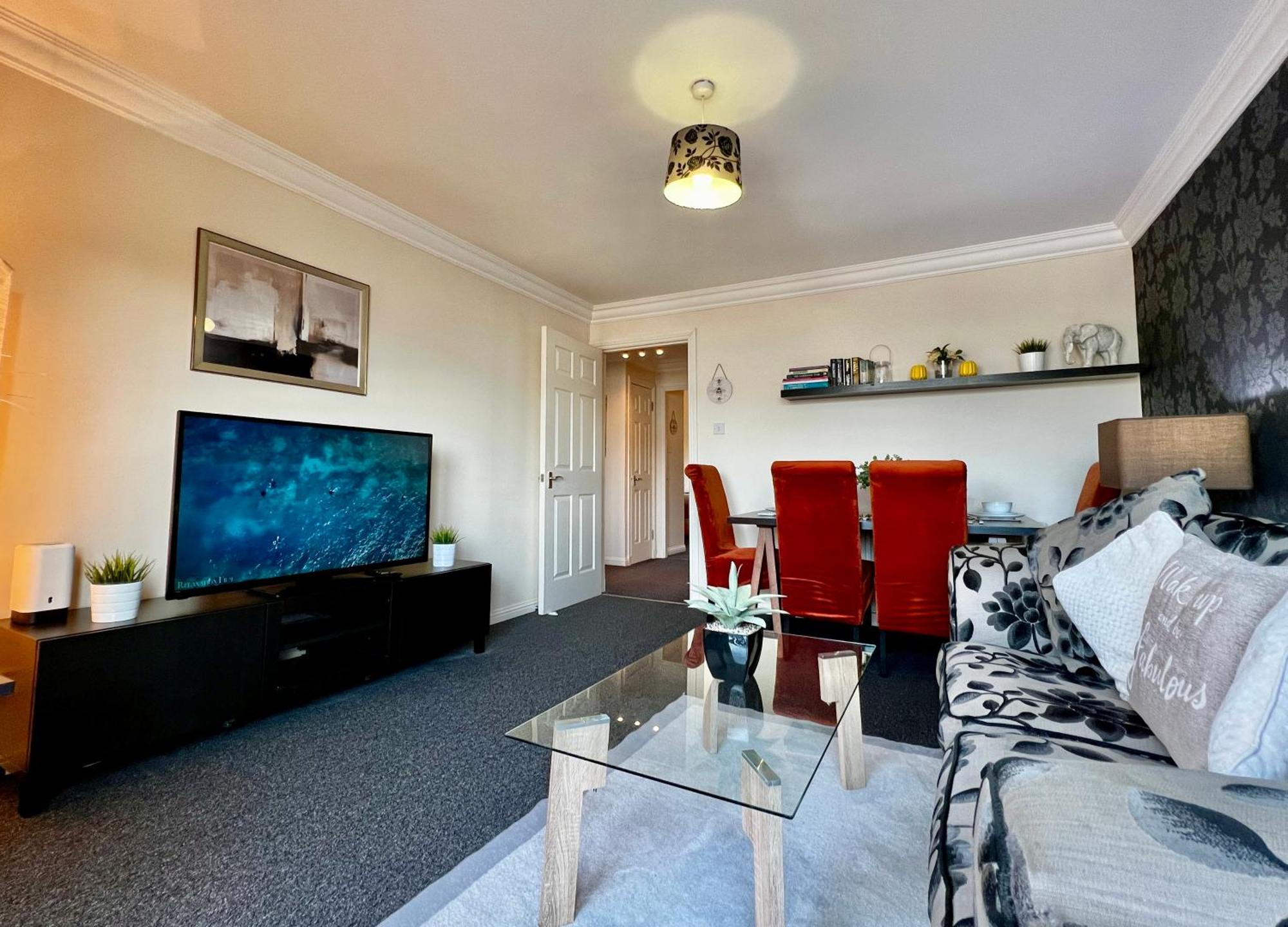 Stylish Modern Flat With Juliet Balcony & Parking Apartment กลาสโกว์ ภายนอก รูปภาพ